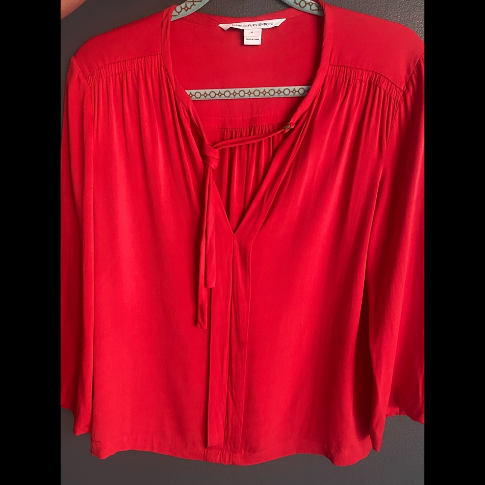 Diane Von Furstenberg Silk Blouse Size 4